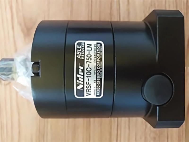 Анализ необходимости серводвигателя с редуктором для деревообрабатывающего гравировального станка